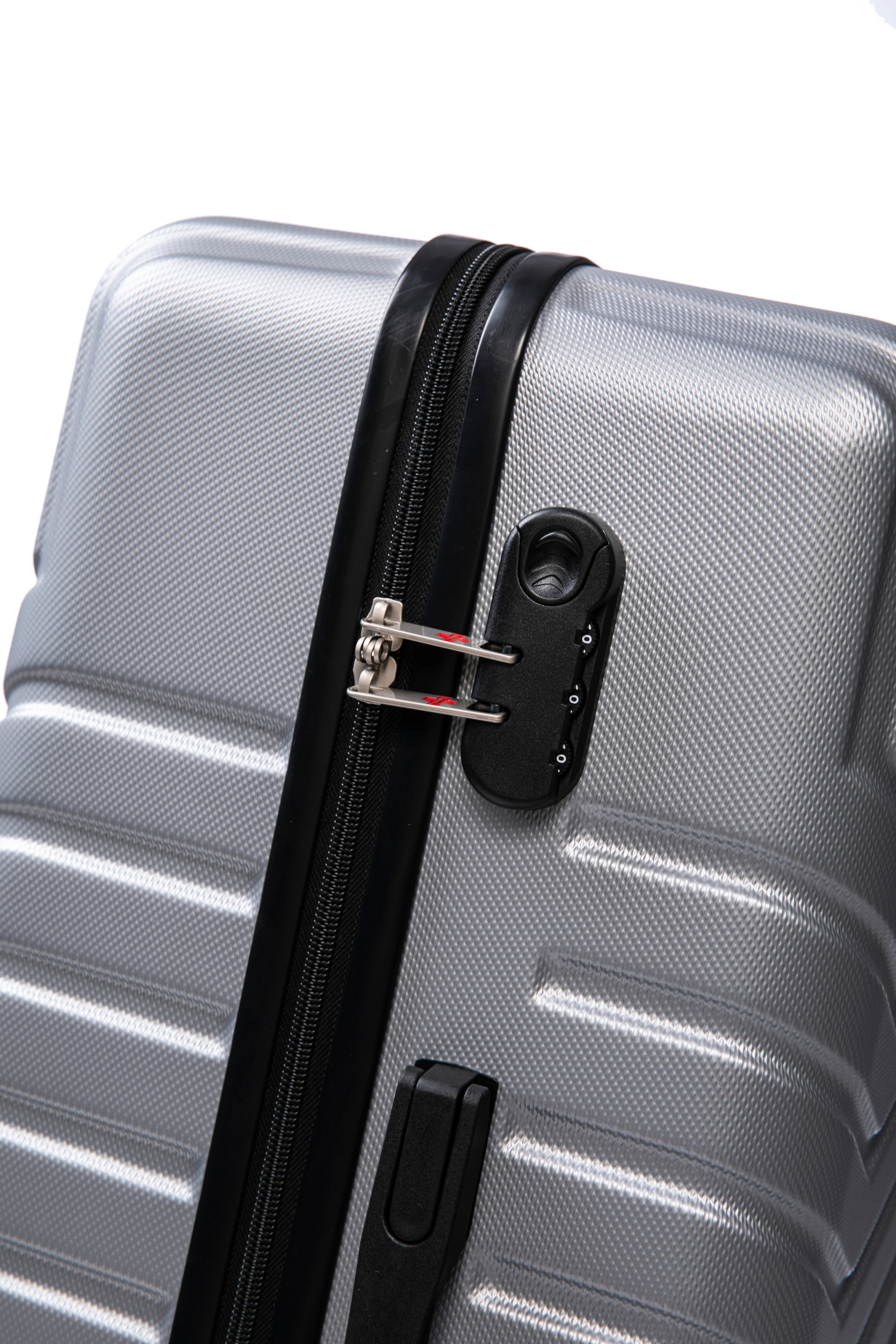 Swiss Traveller Travaro 3-Piece Hardside Spinner Luggage Set, 20/24/28 Inches